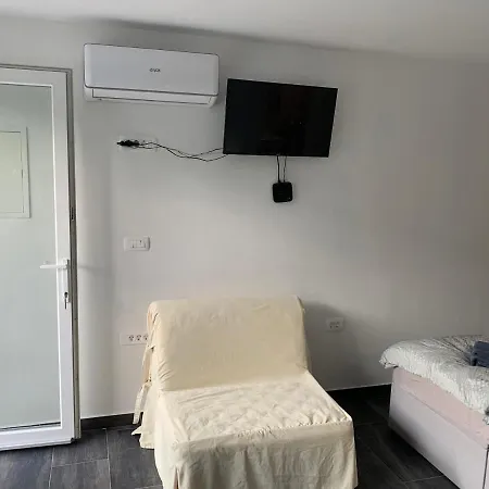 Apartment M&m