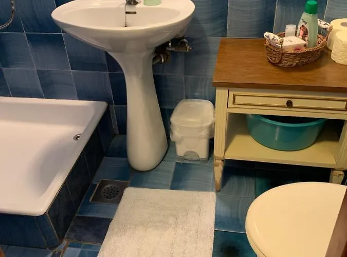 M&m Mirna Lokacija, Klima In Brezplacno Parkirisce