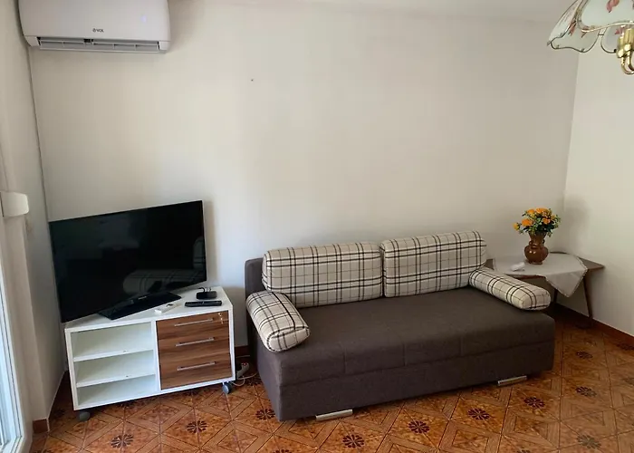 Daire M&m Mirna Lokacija, Klima In Brezplacno Parkirisce Lucija