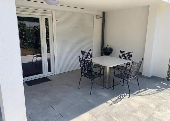 M&m Mirna Lokacija, Klima In Brezplacno Parkirisce Apartment *