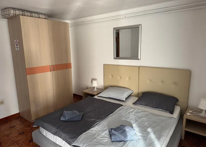 Apartment M&m Mirna Lokacija, Klima In Brezplacno Parkirisce Lucija