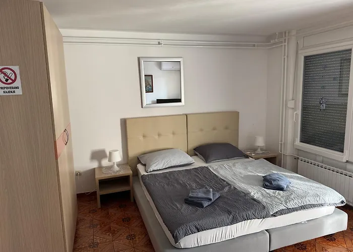 Apartment M&m Mirna Lokacija, Klima In Brezplacno Parkirisce